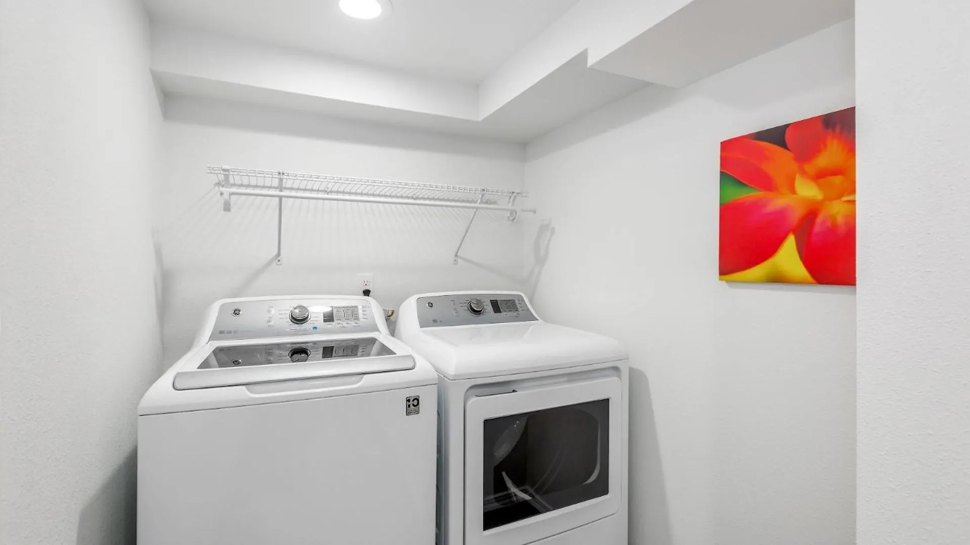 Stay Portland - The Fantastic Fargo Flat - Irving Park Oasis