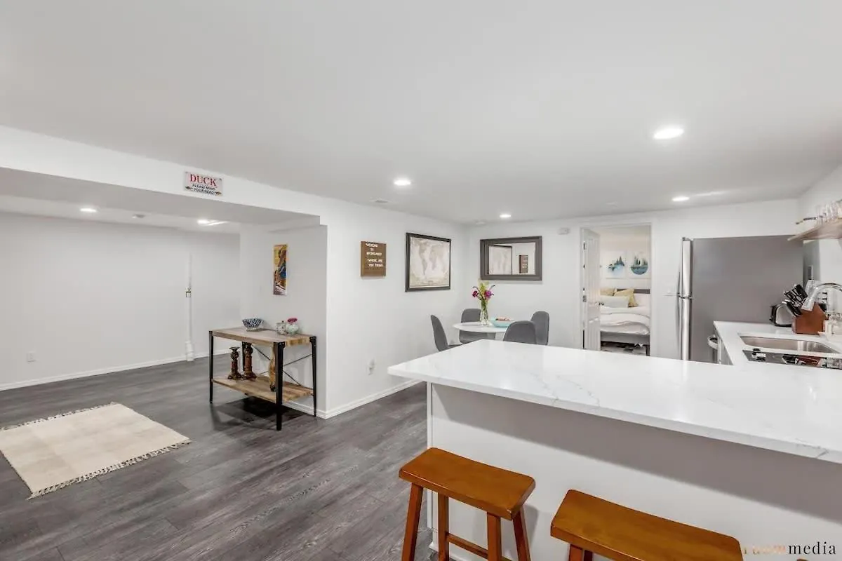 Stay Portland - The Fantastic Fargo Flat - Irving Park Oasis