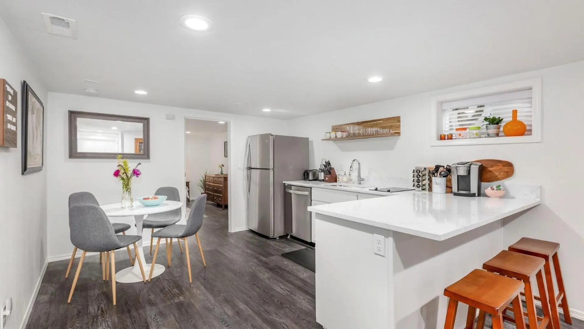 Stay Portland - The Fantastic Fargo Flat - Irving Park Oasis