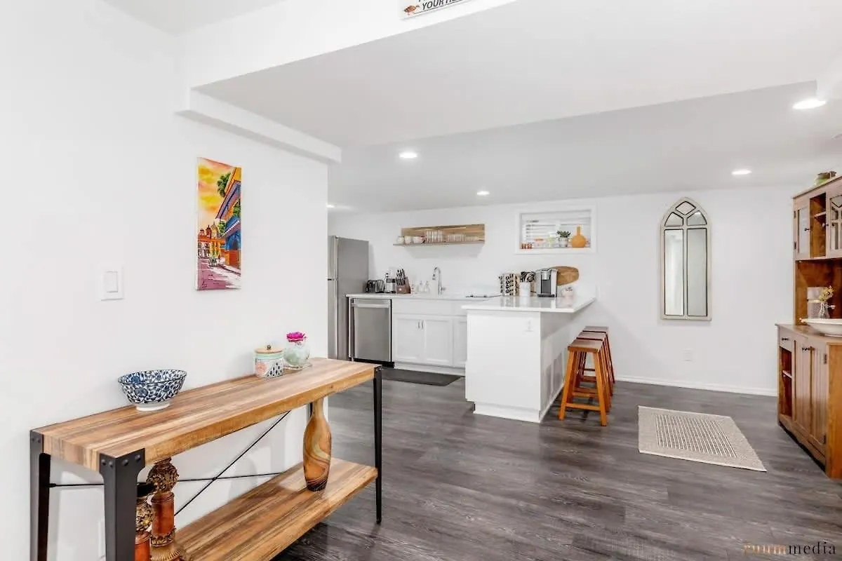 Stay Portland - The Fantastic Fargo Flat - Irving Park Oasis